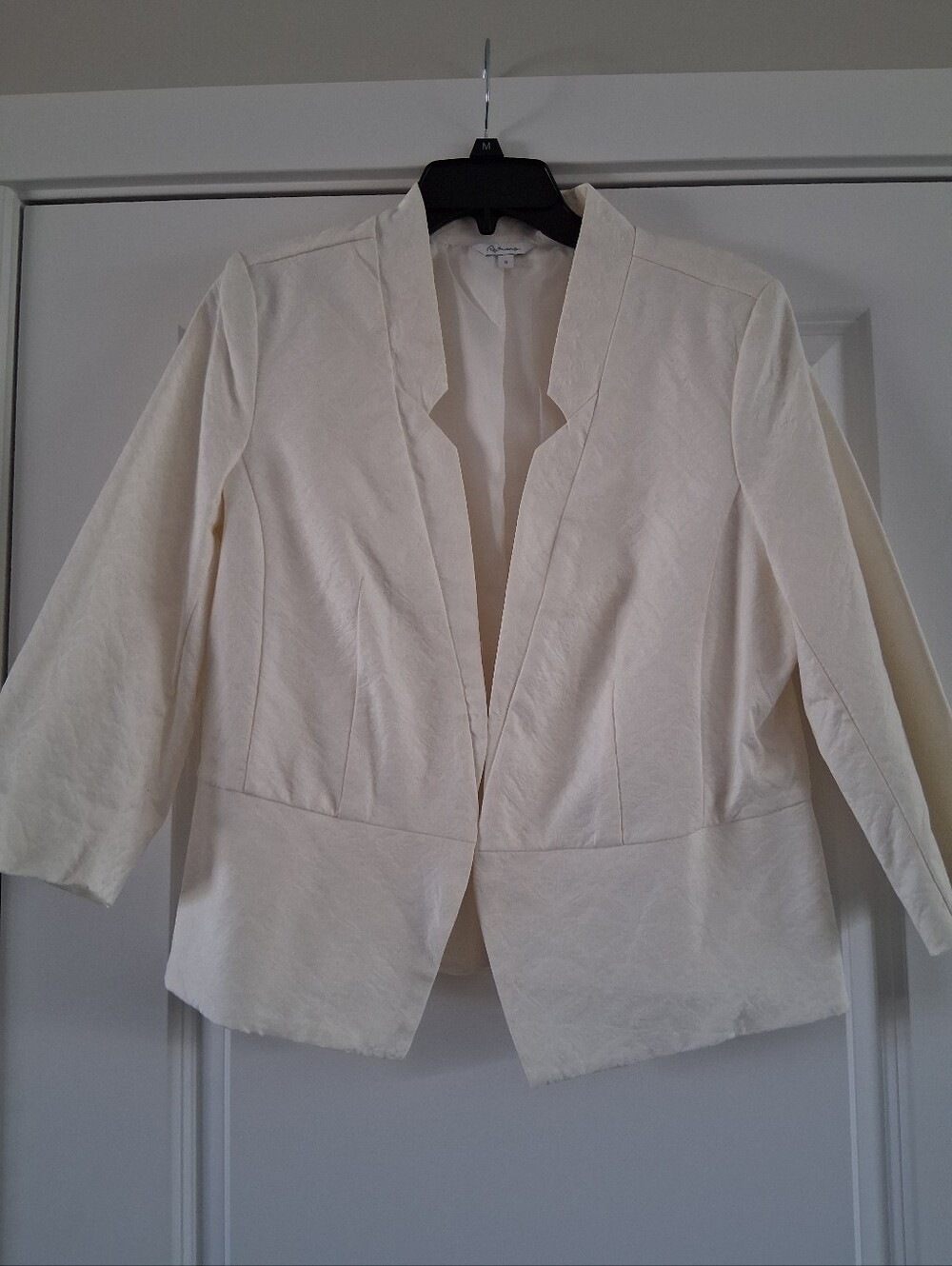 Reitmans Cream Open-Front Blazer
